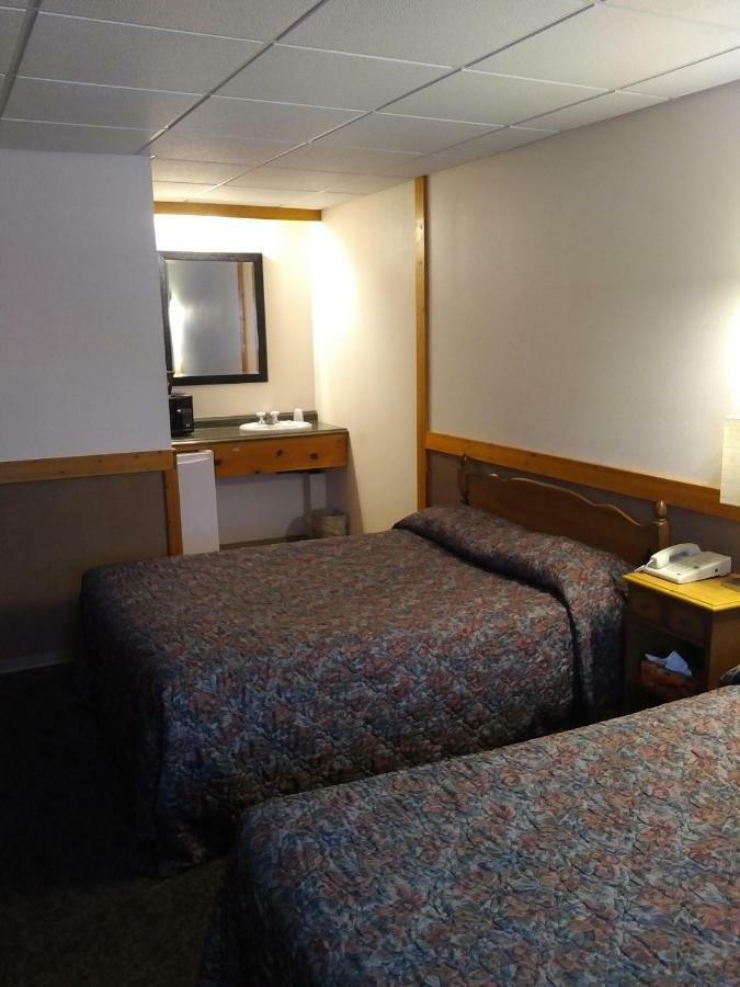 Algoma Motel ワワ エクステリア 写真